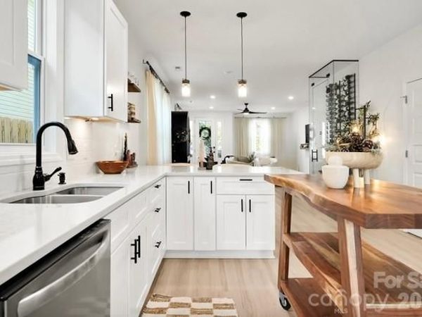 2709 Worth Drive, Unit B, Wilmington, NC 28412