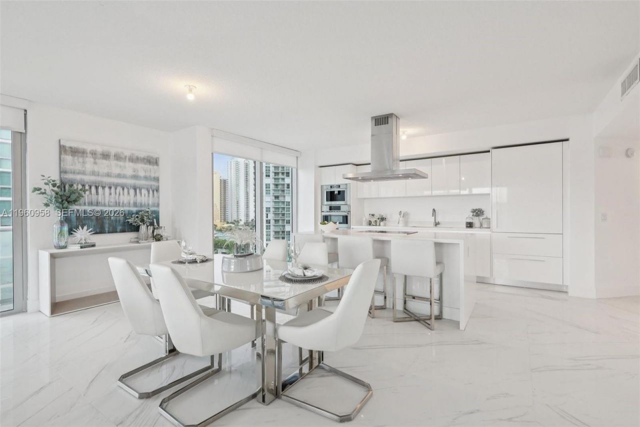 330 Sunny Isles Blvd, Unit 5-907, Sunny Isles Beach, FL 33160 Photo