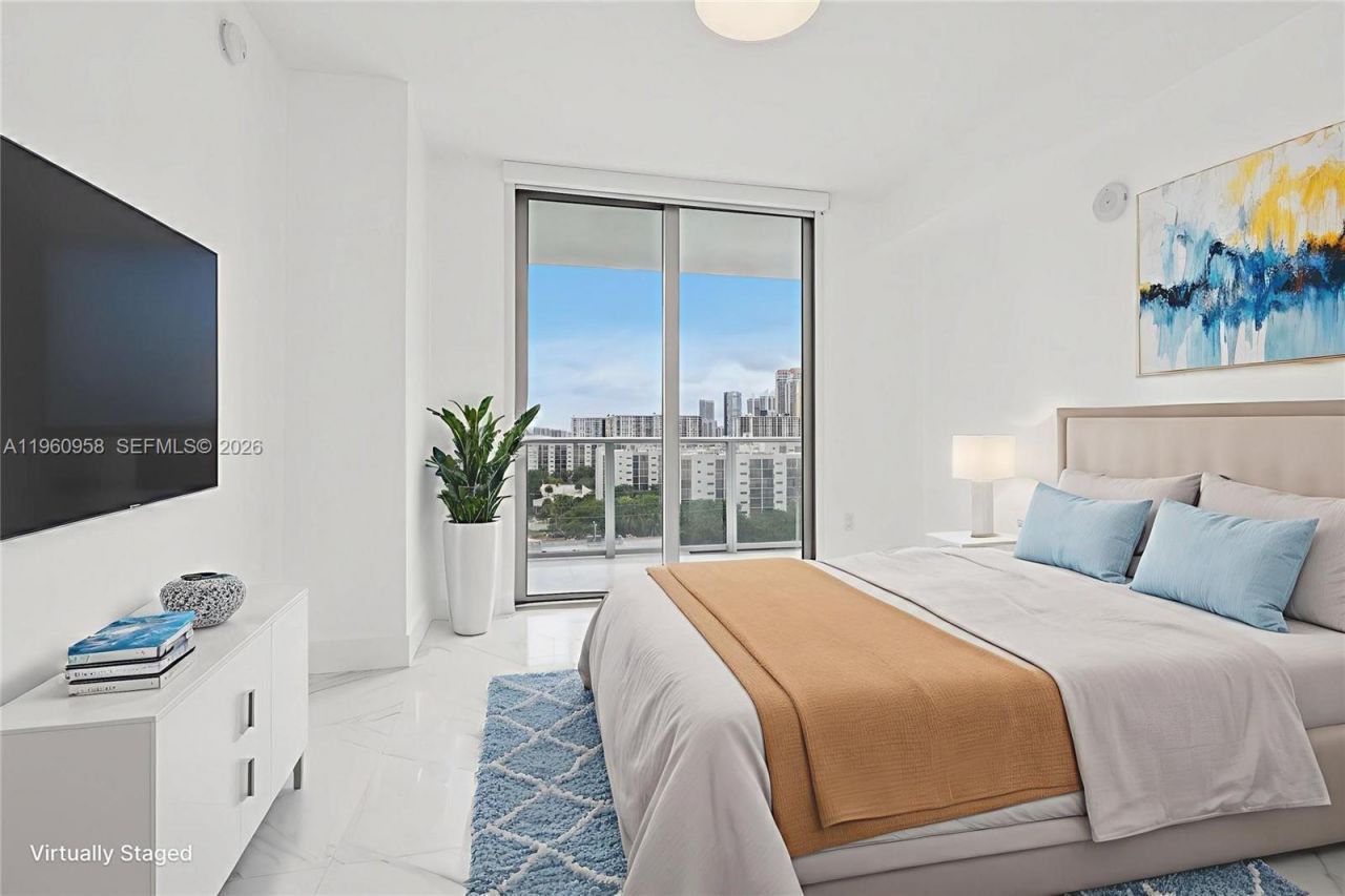 330 Sunny Isles Blvd, Unit 5-907, Sunny Isles Beach, FL 33160 Photo