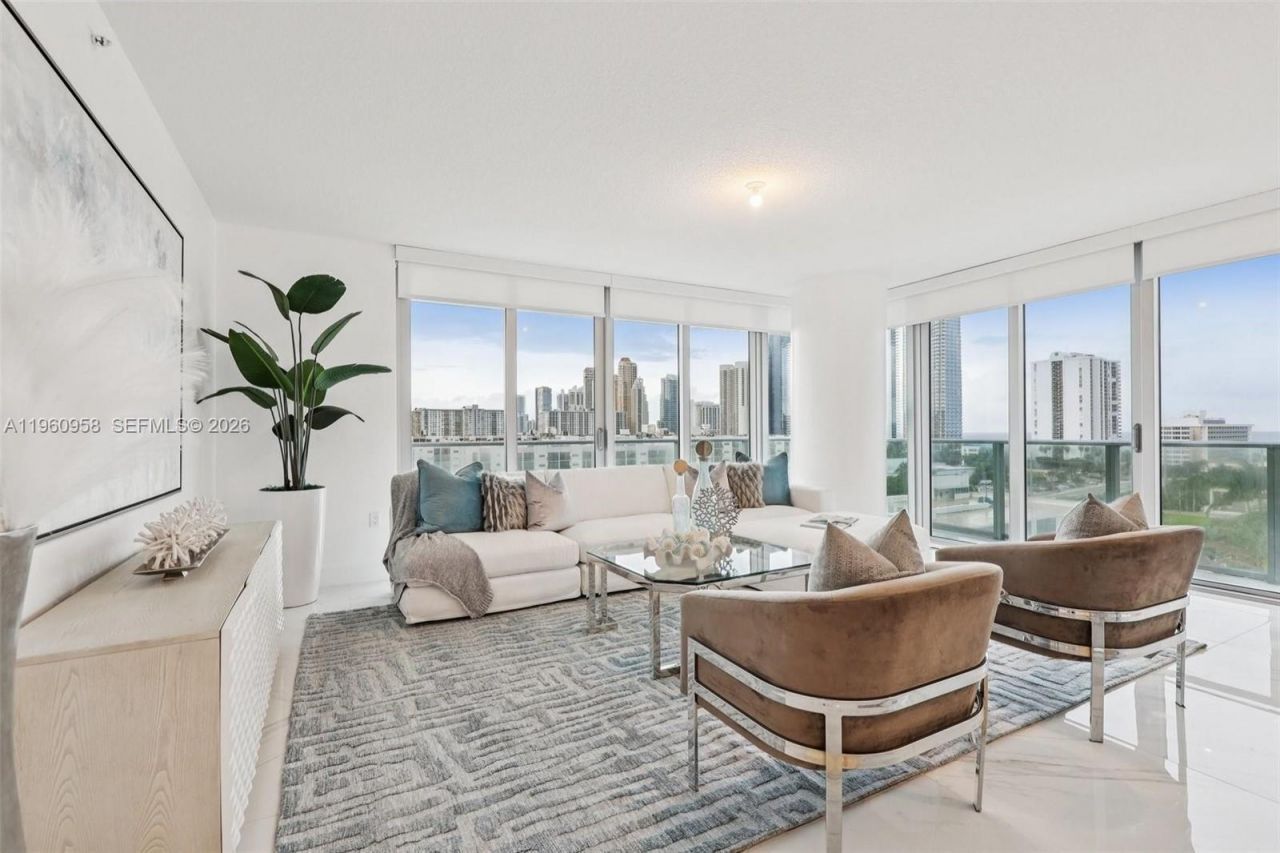 330 Sunny Isles Blvd, Unit 5-907, Sunny Isles Beach, FL 33160 Photo