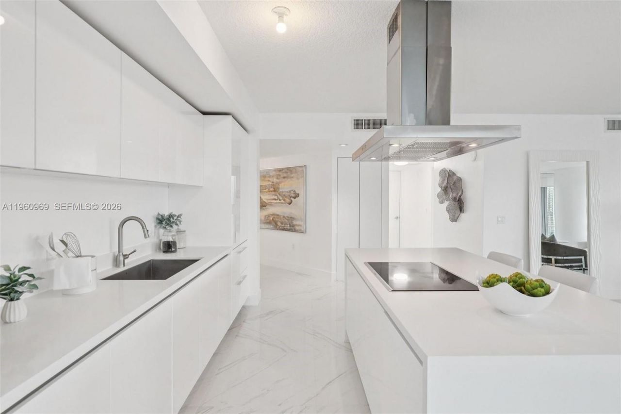 330 Sunny Isles Blvd , Unit 5-907, Sunny Isles Beach, FL 33160 Photo