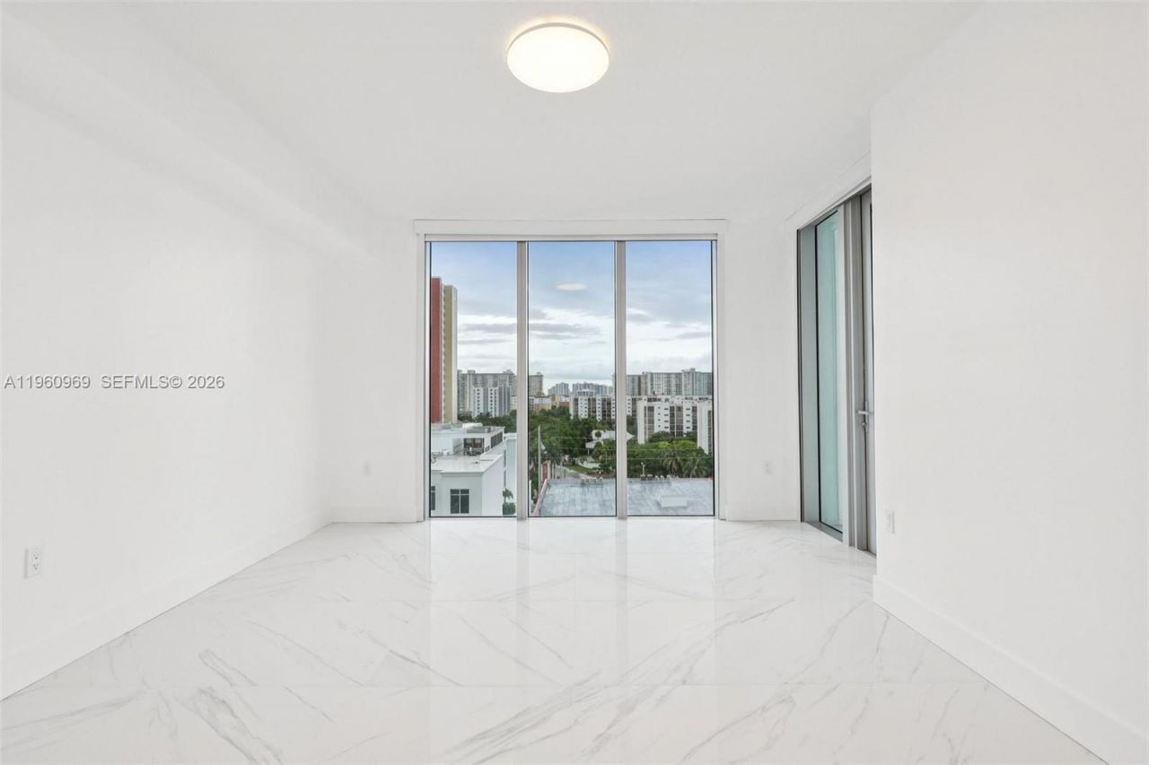 330 Sunny Isles Blvd , Unit 5-907, Sunny Isles Beach, FL 33160 Photo