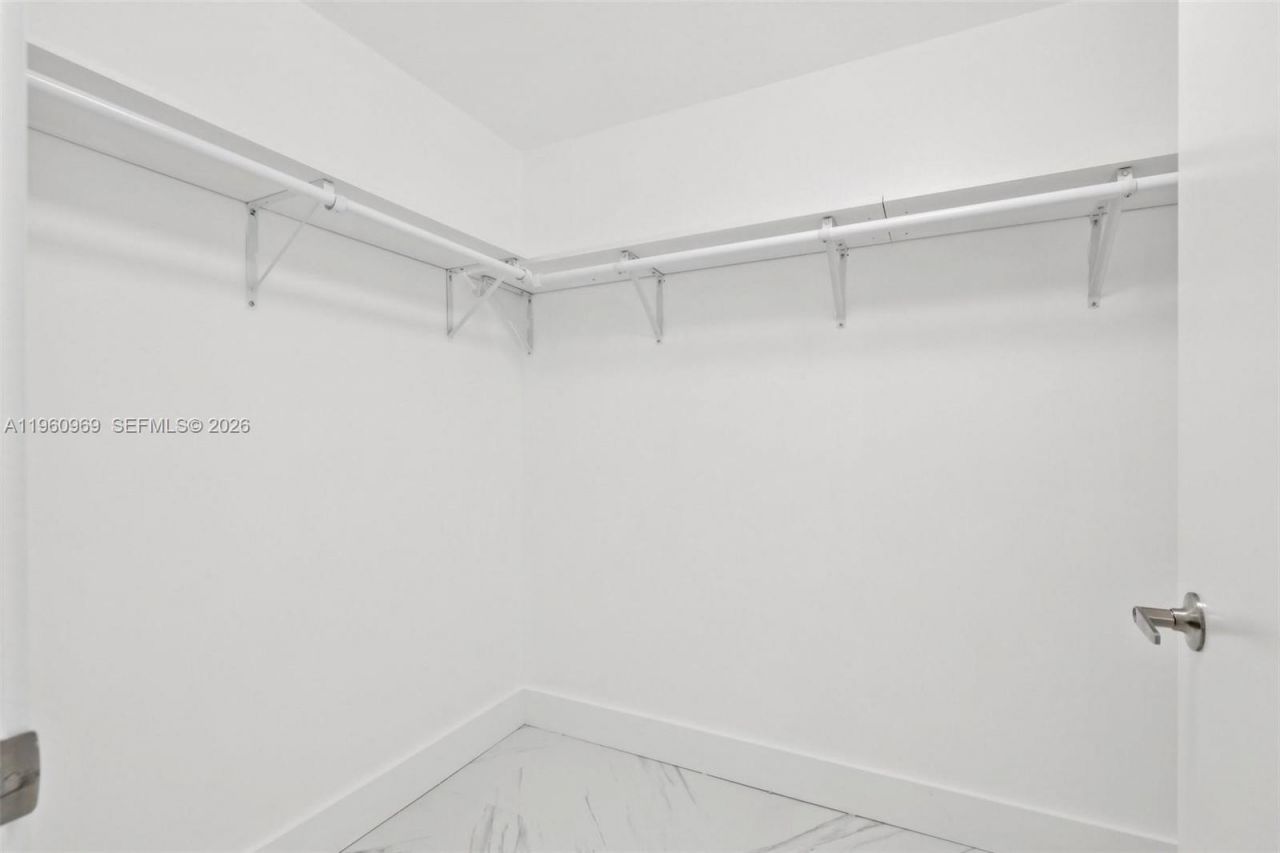 330 Sunny Isles Blvd , Unit 5-907, Sunny Isles Beach, FL 33160 Photo
