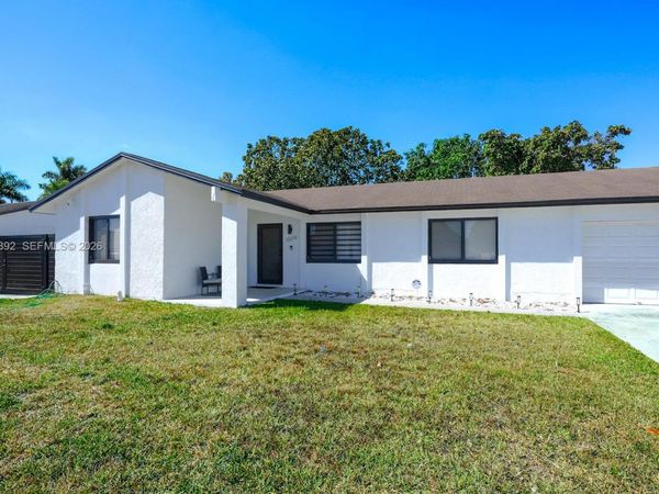 5506 SW 134th Pl , Miami, FL 33175