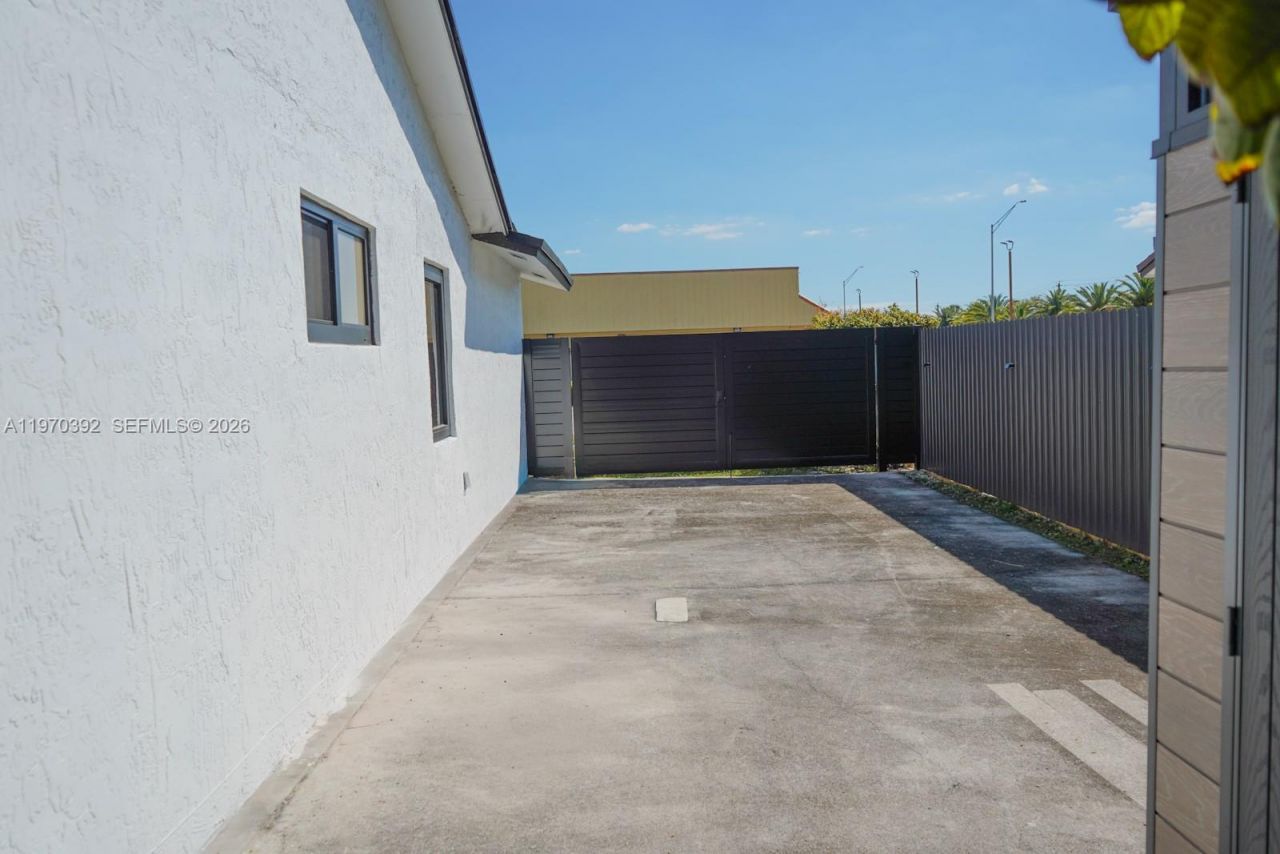 5506 SW 134th Pl , Miami, FL 33175 Photo