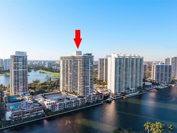 20191 E Country Club Dr, Unit 510, Aventura, FL 33180