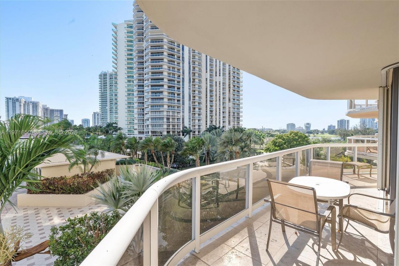 20191 E Country Club Dr, Unit 510, Aventura, FL 33180 Photo