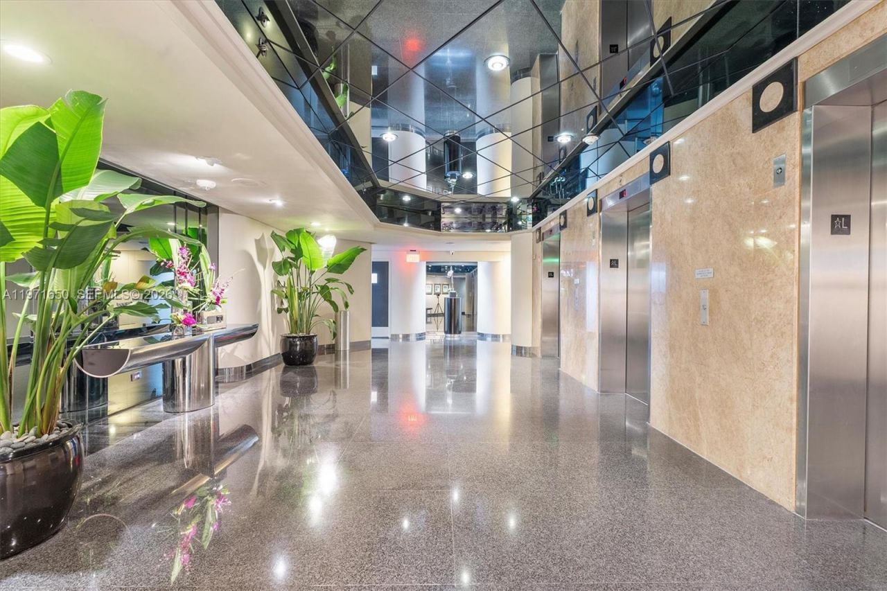 20191 E Country Club Dr, Unit 510, Aventura, FL 33180 Photo