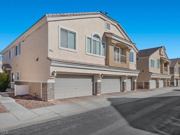 3412 Robust Robin Place , Unit 3, North Las Vegas, NV 89084