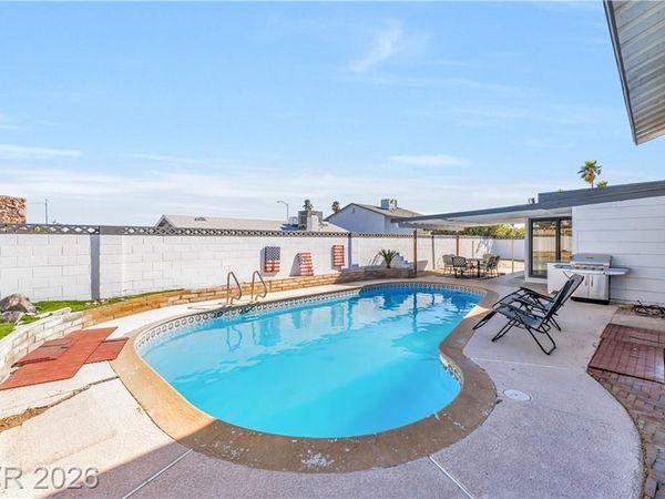 5242 Jane Way, Las Vegas, NV 89119