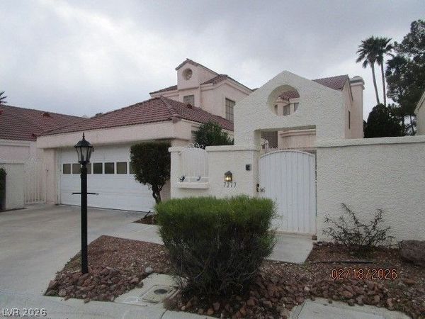 7277 Drifting River Court , Las Vegas, NV 89149
