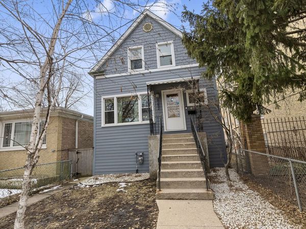 4252 N Bernard Street , Chicago, IL 60618