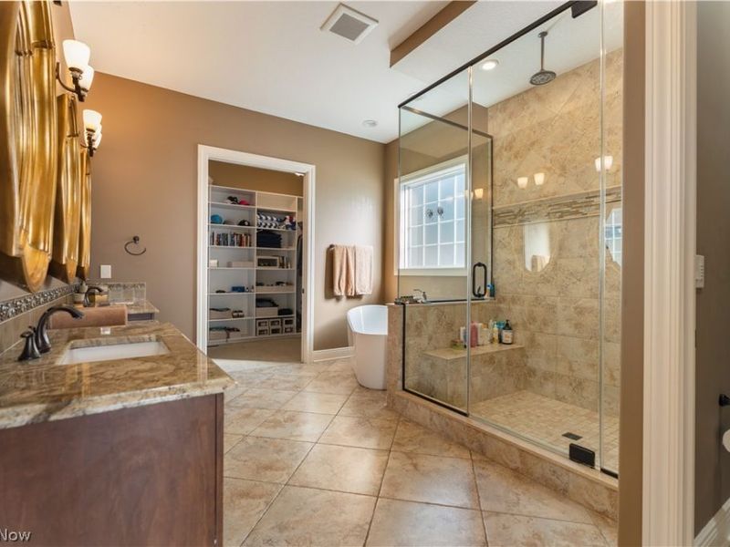 1124 Laurel Green Drive NE, North Canton, OH 44720 Photo 33