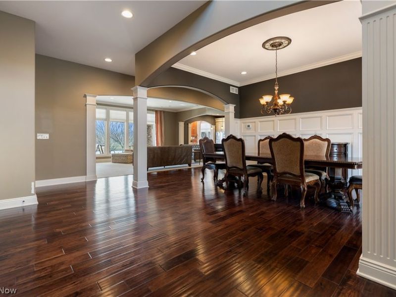 1124 Laurel Green Drive NE, North Canton, OH 44720 Photo 6