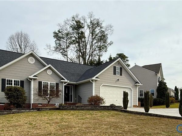 9901 Ethens Castle Drive, Chester, VA 23831