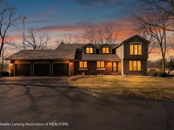 1075 N Edgar Road, Mason, MI 48854