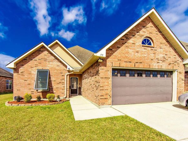 173 Laverne Dr, Thibodaux, LA 70301