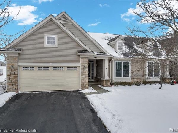 285 Stony Lake Drive, Oxford Twp, MI 48371