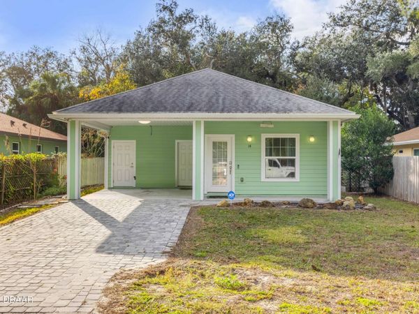 14 Seminole Avenue, Palm Coast, FL 32137