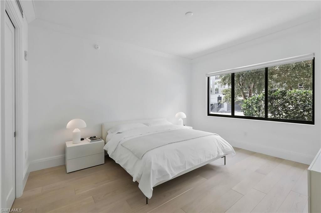 1130 3rd Ave S, Unit 105, Naples, FL 34102 Photo