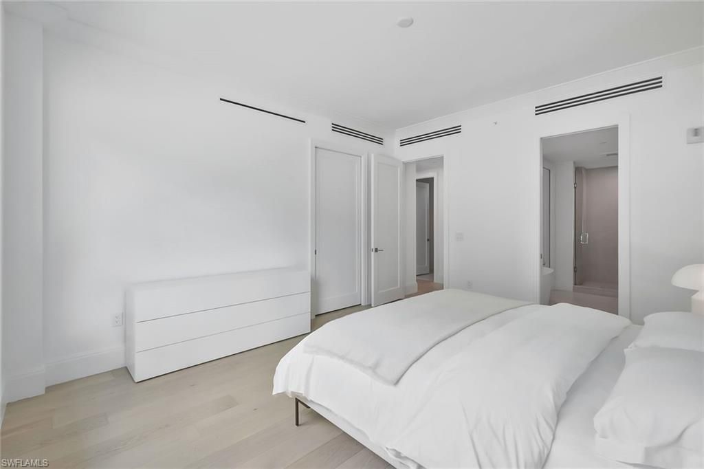 1130 3rd Ave S, Unit 105, Naples, FL 34102 Photo