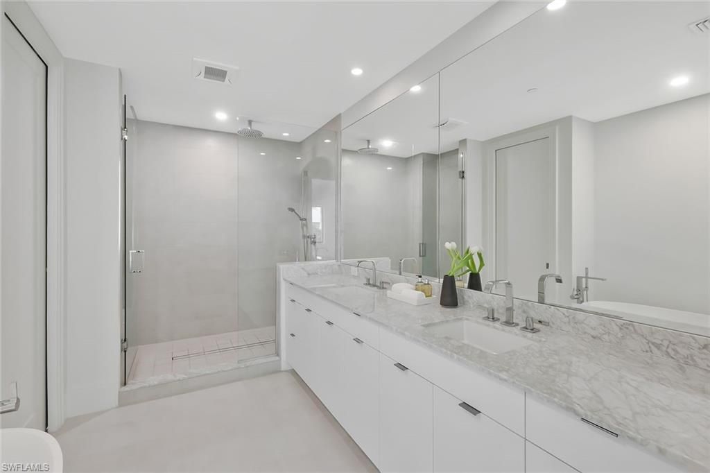 1130 3rd Ave S, Unit 105, Naples, FL 34102 Photo