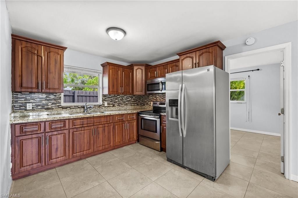 781 101st Ave N, Naples, FL 34108 Photo