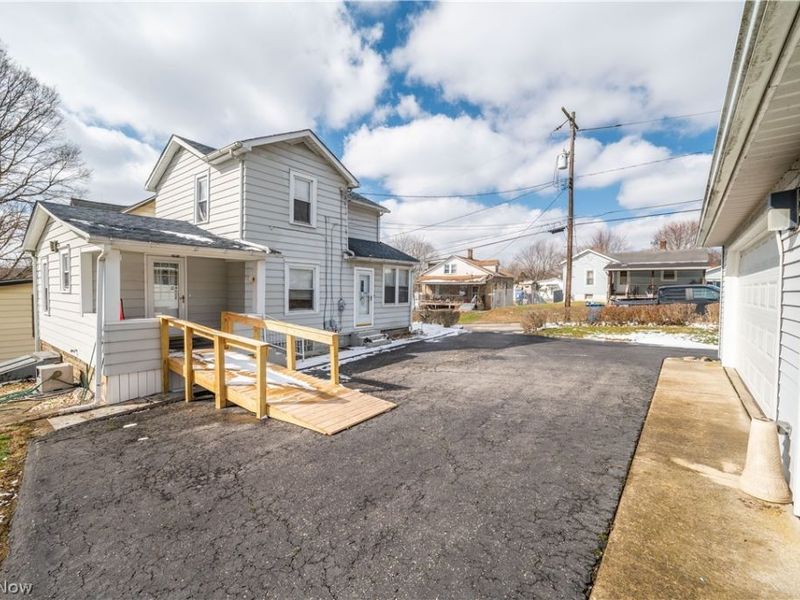 8198 Erie Street, Masury, OH 44438 Photo 5