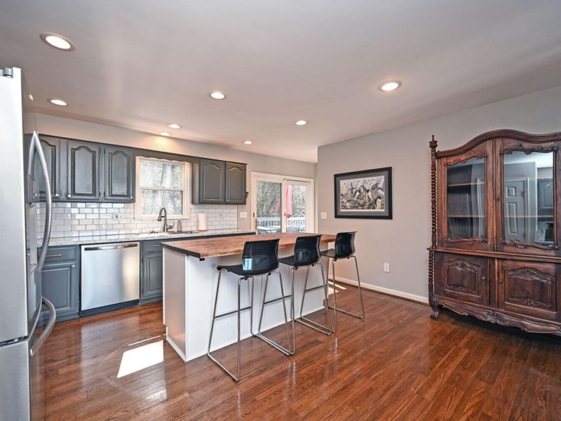 651 Pointe Benton Lane, Covington, KY 41014 Photo 13