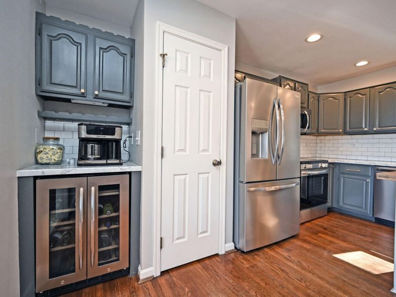 651 Pointe Benton Lane, Covington, KY 41014 Photo 17