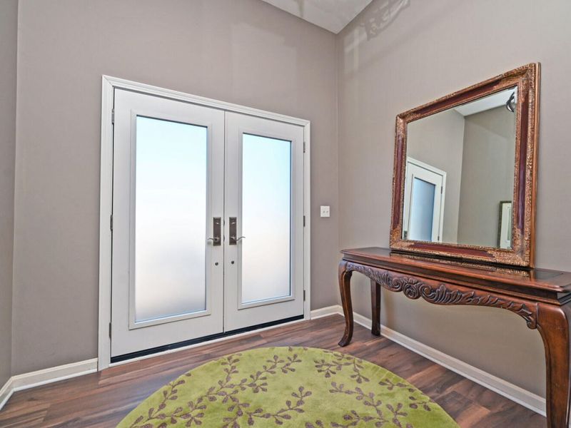 651 Pointe Benton Lane, Covington, KY 41014 Photo 6