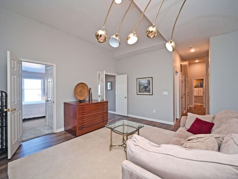 651 Pointe Benton Lane, Covington, KY 41014 Photo 7