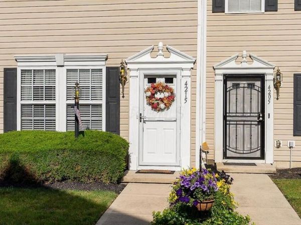 4215 Bowman Meadow Drive , Unit 14, Canal Winchester, OH 43110