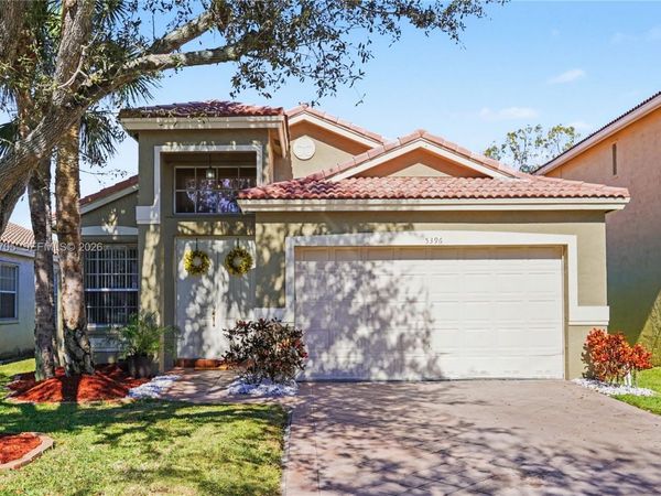 5396 NW 126th Dr, Coral Springs, FL 33076