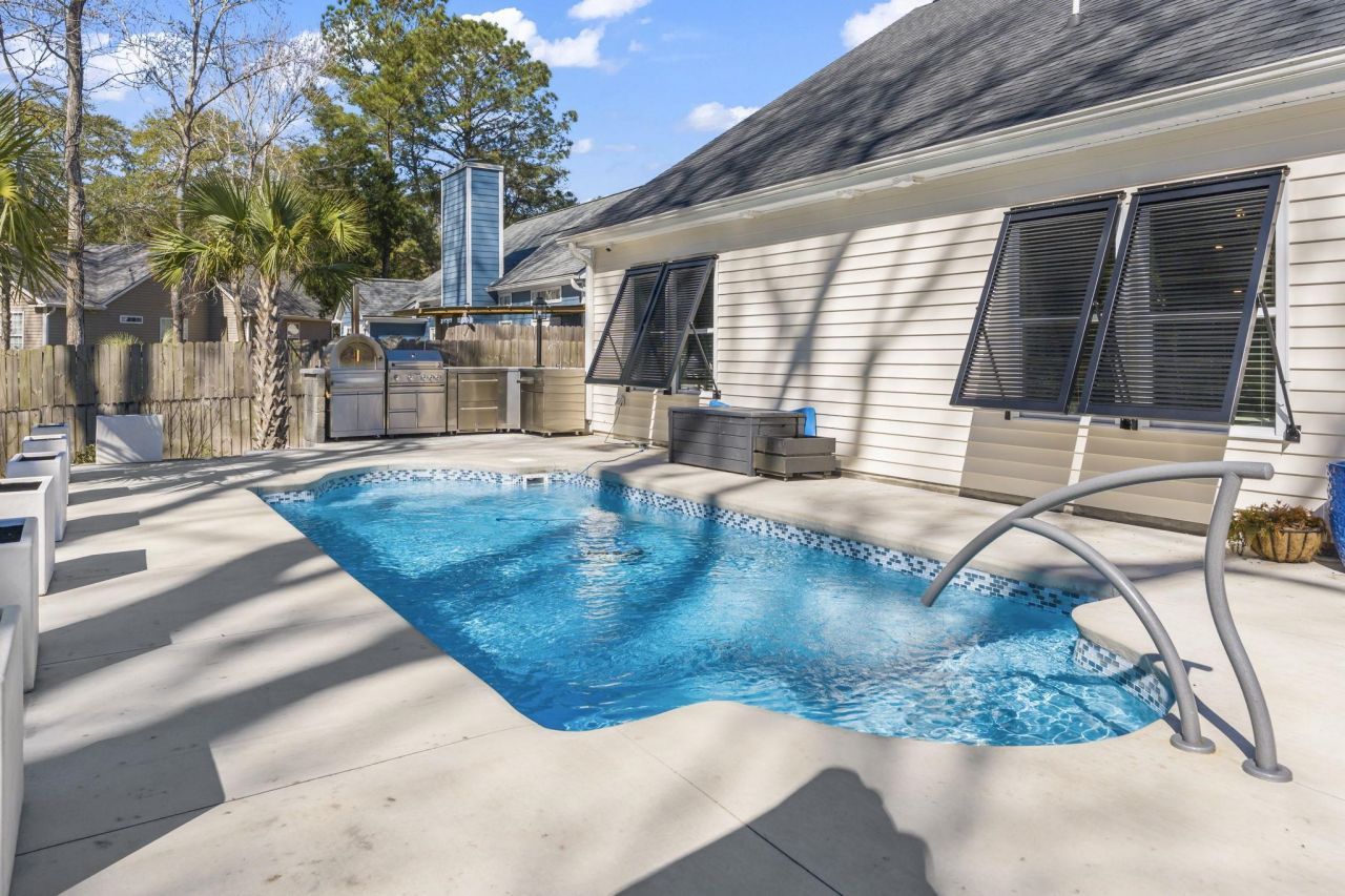 151 Navigators Dr.  Photo 5