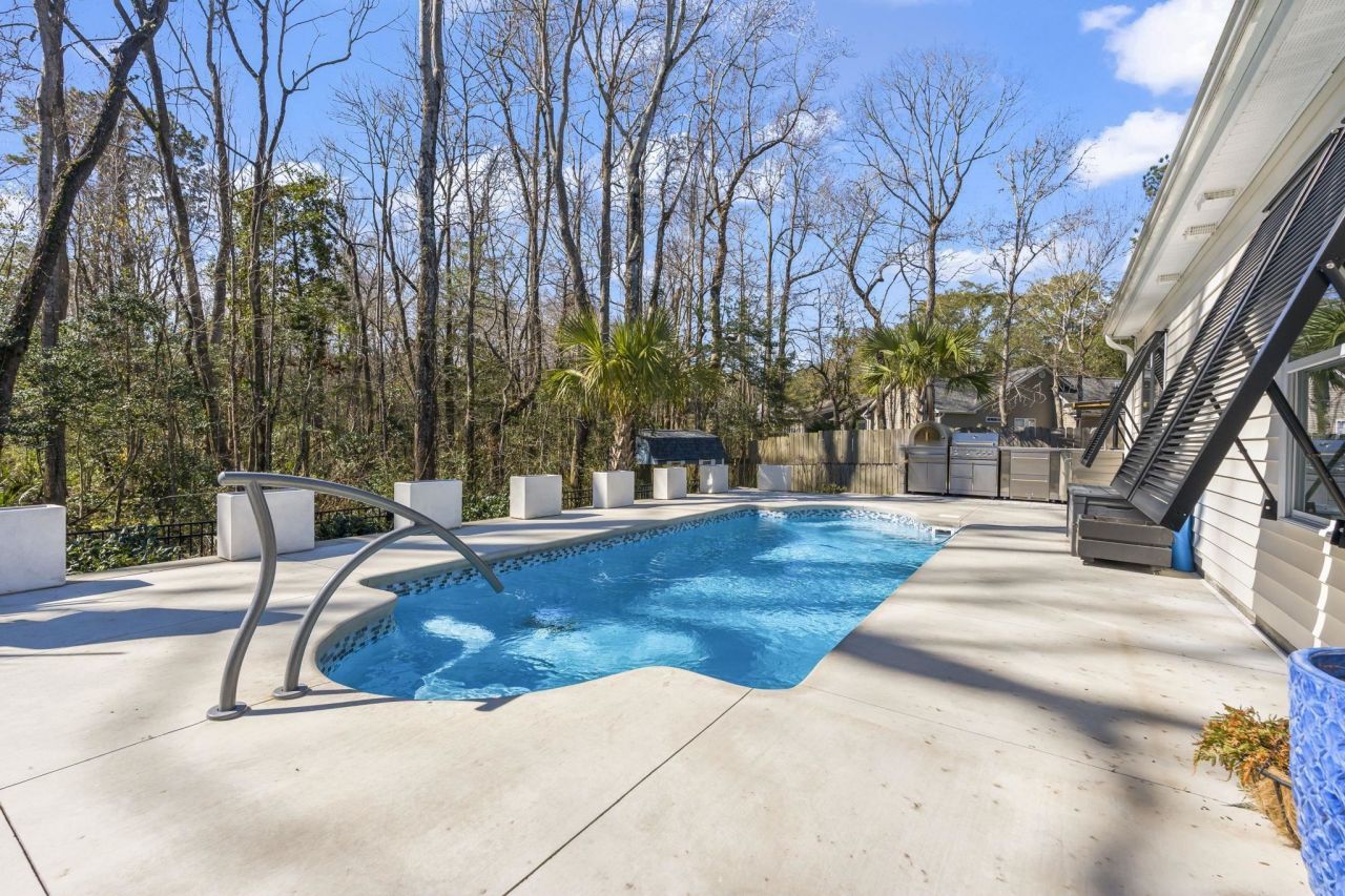 151 Navigators Dr.  Photo 6