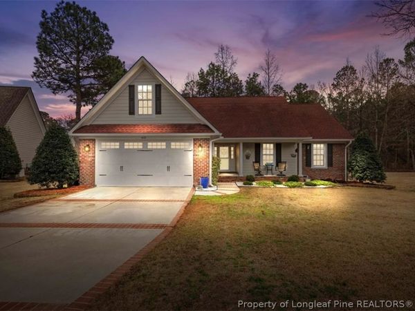 610 Orchard Falls Drive, Spring Lake, NC 28390