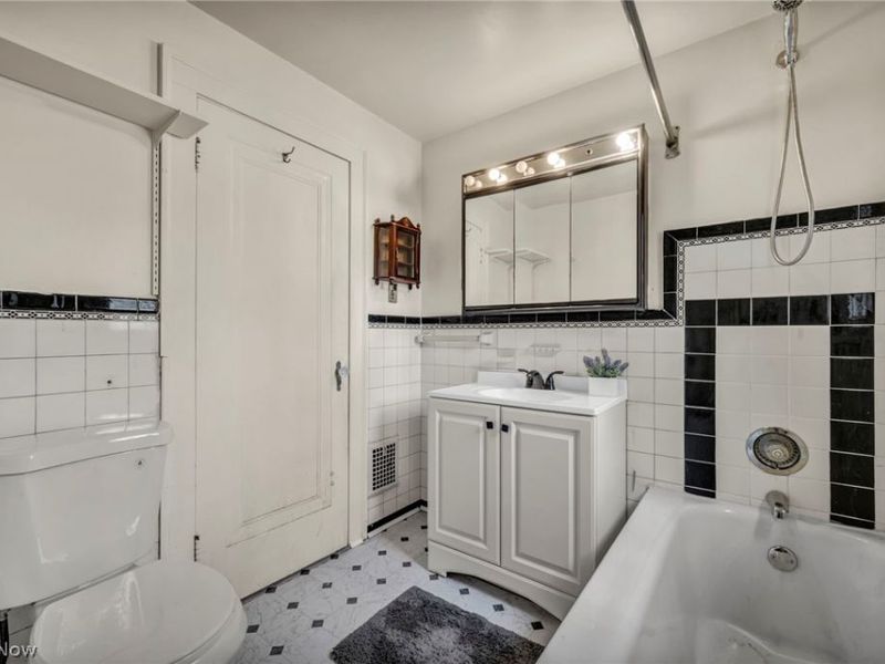 15812 Judson Drive, Cleveland, OH 44128 Photo 28