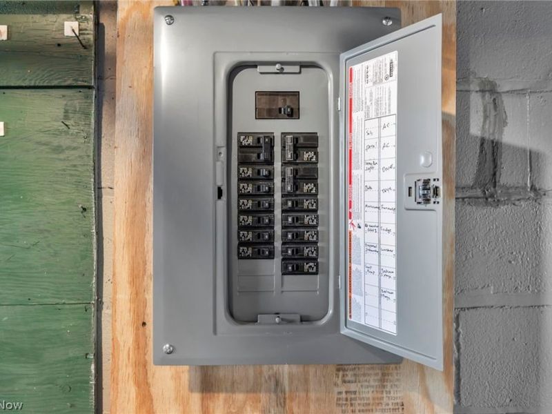 15812 Judson Drive, Cleveland, OH 44128 Photo 30