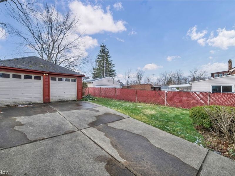 15812 Judson Drive, Cleveland, OH 44128 Photo 31