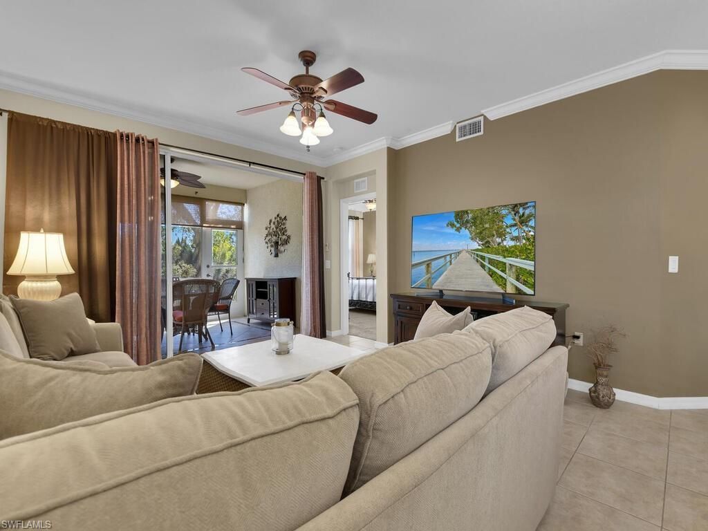 10109 Colonial Country Club Blvd, Unit 2410, Fort Myers, FL 33913 Photo