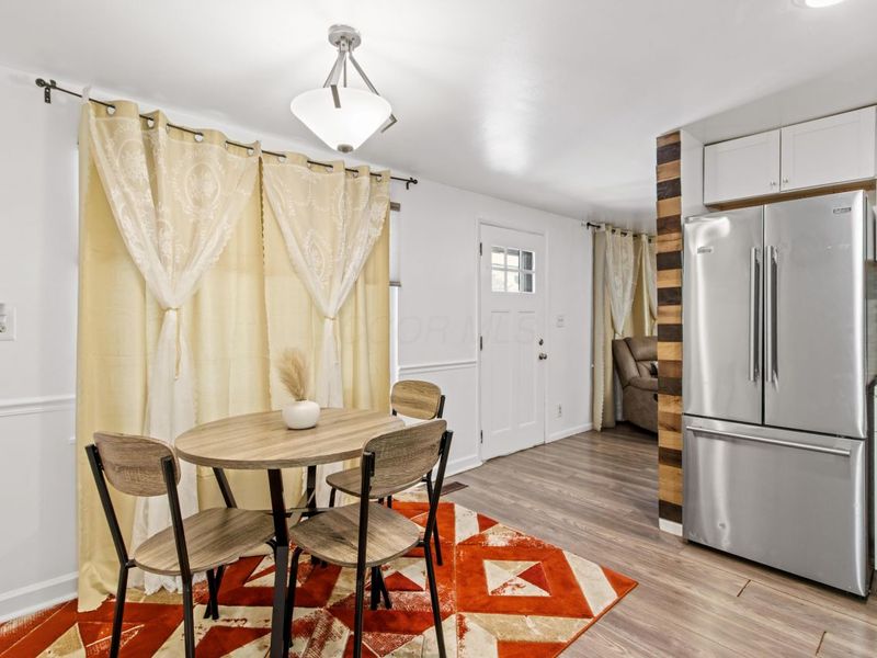 395 Amesbury Drive, Columbus, OH 43230 Photo 13