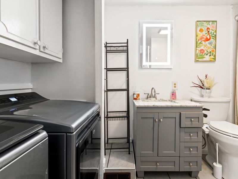 395 Amesbury Drive, Columbus, OH 43230 Photo 18