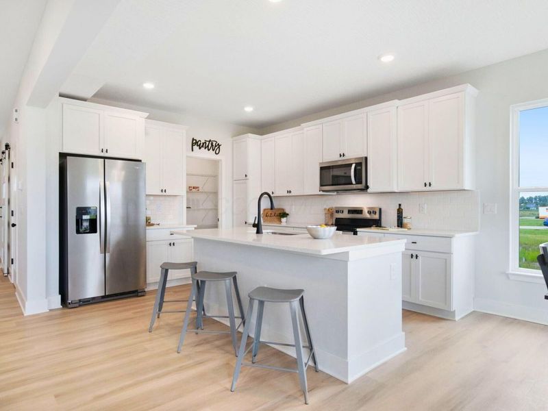 645 Augusta Drive, Marion, OH 43302 Photo 5