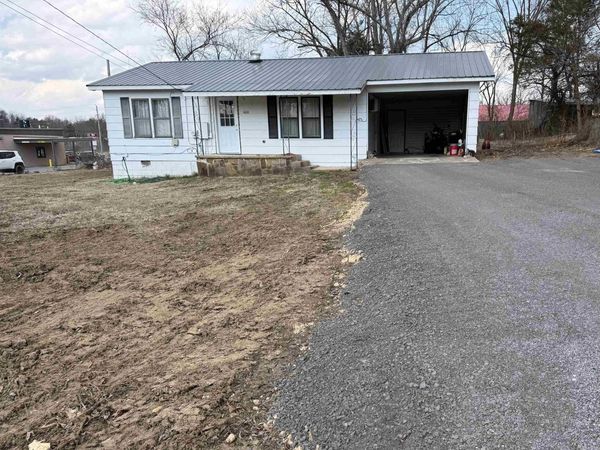 400 W Main Street , Marshall, AR 72650