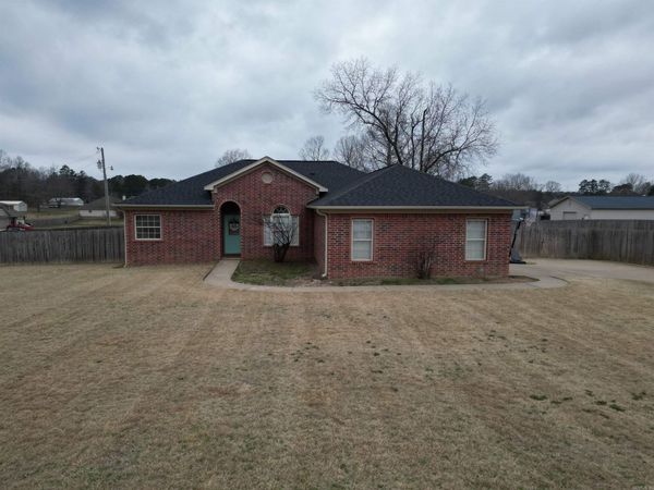 4151 Lonesome Oak Loop , Hensley, AR 72065
