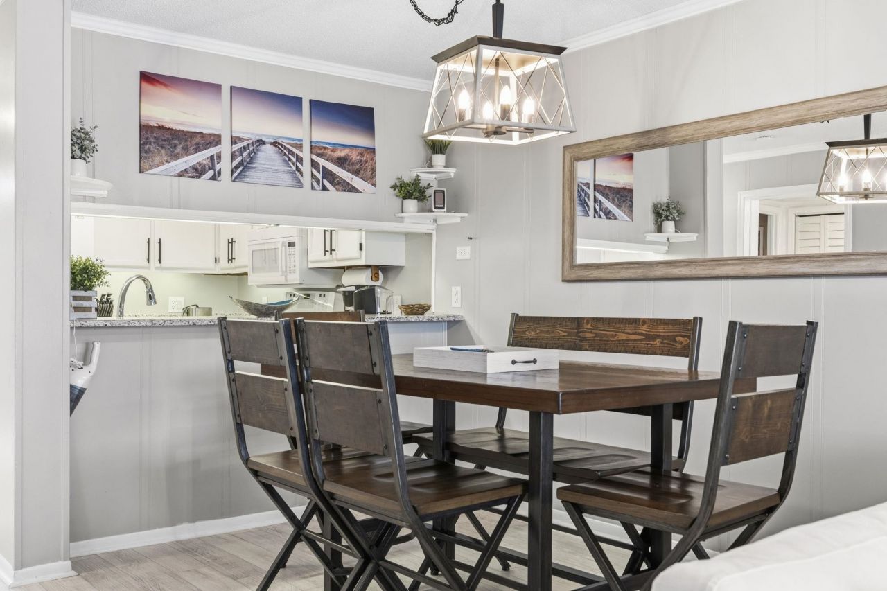 900 N Waccamaw Dr. Photo 17