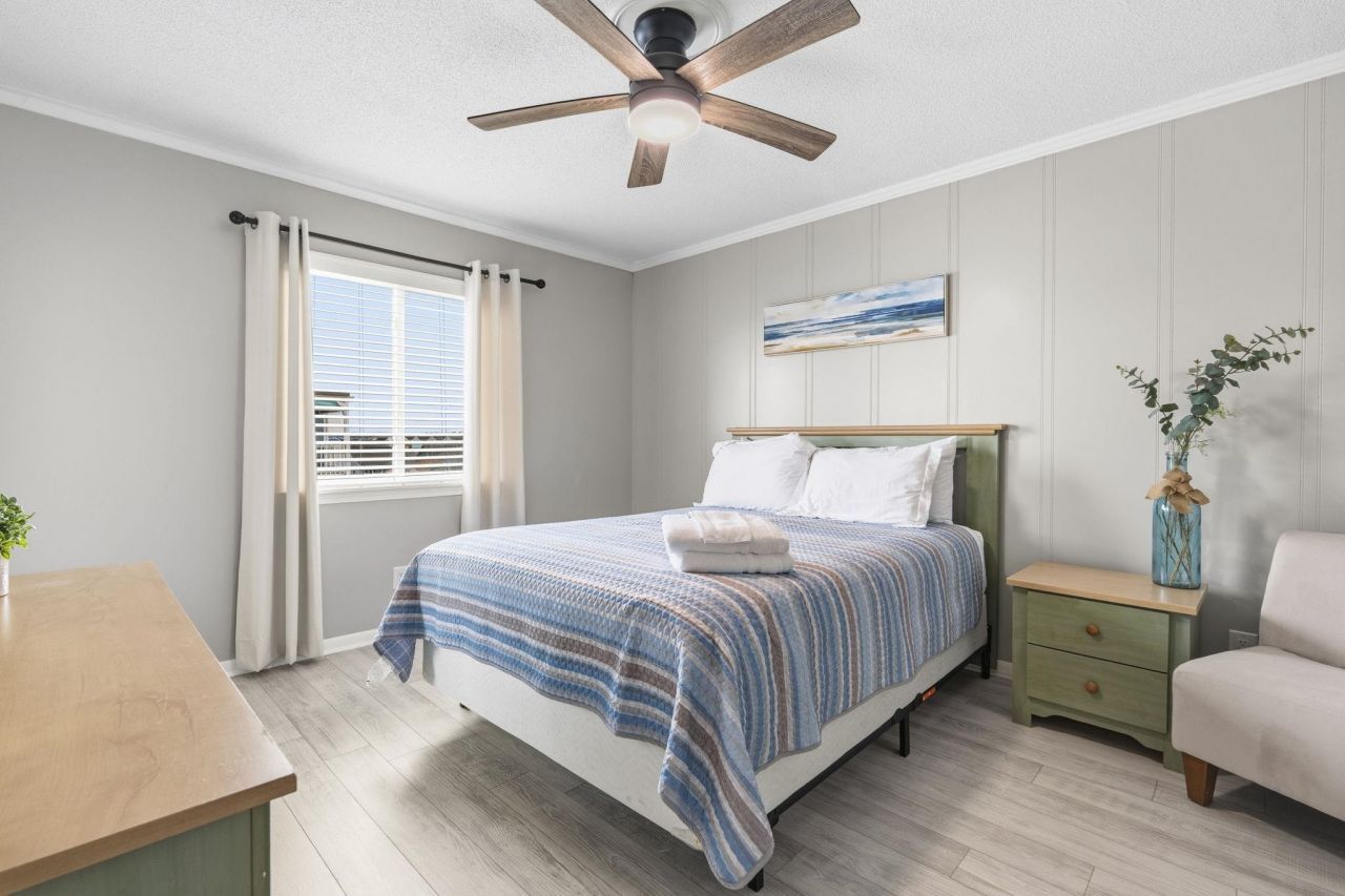 900 N Waccamaw Dr. Photo 22