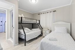 900 N Waccamaw Dr. photo 4