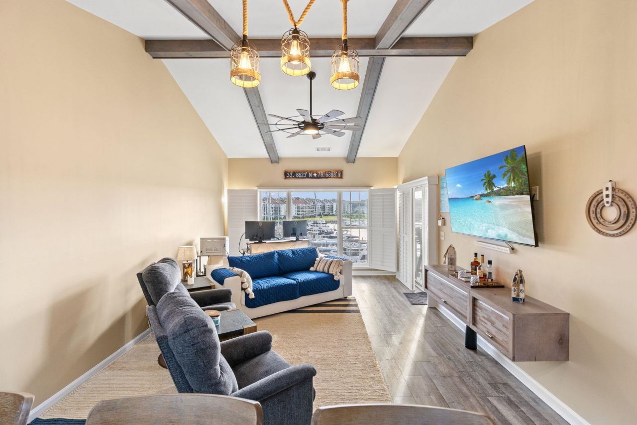 4609 Lightkeepers Way Photo 11